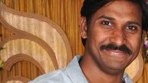 நியூ ஜெர்சியில் ஓடும் ரயிலில் சிக்கிய இந்தியர்.. நேர்ந்த பயங்கரம்! 
