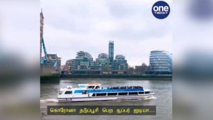 இந்தியா டூ பிரிட்டன்.. விர்ருன்னு பறந்து போய்.. கொரோனா தடுப்பூசி போட்டுகிட்டு வரலாம்.. பரபர பேக்கேஜ்