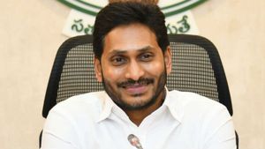 தலைமை நீதிபதி இடமாற்றம்.. ஜெகனை விமர்சித்த ஹைகோர்ட் நீதிபதி! கொலீஜியம் வெளிப்படைத்தன்மை பற்றி கேள்வி
