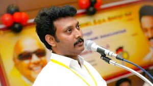 ஸ்டாலின் எந்த தொகுதி சொல்றாரோ...அங்கு கண்ணைமூடிட்டு போட்டியிடுவேன்...சொல்றது யாருனு பாருங்க! 