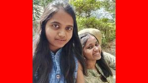  நிர்வாணப்படுத்தி.. மகள்களின் தலைமுடியை வெட்டி.. கொன்று.. 