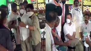 திருப்பூரில் திடீர் என  டீ கடைக்குள் நுழைந்த ராகுல் காந்தி- செல்பி எடுத்த ஊழியர்கள் 