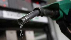 பெட்ரோல் விலை வரலாறு காணாத உச்சம் - மும்பையில் லிட்டர் ரூ 92.04க்கு விற்பனை 