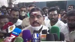  ரெண்டு விக்கெட் காலி.. புதுச்சேரி காங்கிரஸ் அரசின் அடுத்த மூவ் என்ன? 