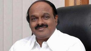  எட்டு சீட் பார்சல்ல்ல்.. மதுரையில் கச்சிதமாக 'சீட்' கணக்கை முடித்த ஏ.சி.சண்முகம்