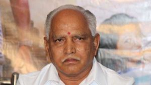  விஸ்வரூபம் எடுக்கும் எடியூரப்பா 'சிடி' விவகாரம் - பிளாக்மெயில் ஜனதா கட்சி என விமர்சனம்