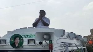  முதல்வர் பிரச்சார பயணம் செய்யும் பகுதியில் துப்பாக்கியுடன் சுற்றித்திரிந்த மர்ம நபர்  கைது 