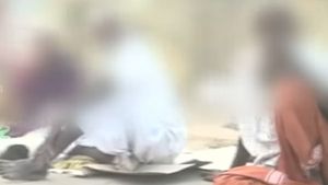 யார் இந்த இந்திராணி.. பிச்சைக்காரர்களை கூட விடலை..  புதுக்கோட்டையில் அதிர்ச்சி!