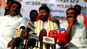 அதிமுகவில் இணைவாரா சசிகலா.. பாஜகவுக்கு சம்மதமா.. சி.டி.ரவி சொன்ன பதில் இதுதான்! 