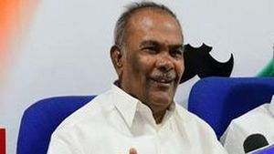 கிராம மக்களுக்கு ஈசியாக இருக்கும்..  சபாநாயகர் அப்பாவு வழங்கிய சூப்பர் யோசனை 