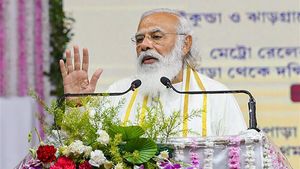 PM Modi Tamil Nadu Visit: திமுக- காங்கிரஸ் மீது பிரதமர் மோடி கோவையில் சரமாரி அட்டாக்! 