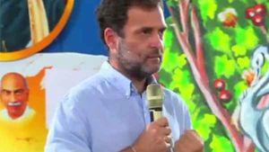 என்னை அச்சுறுத்த முடியாது.. நாம் இருவர் நமக்கு இருவர் என 4 பேர் ஆட்சி செய்கின்றனர்.. ராகுல் அட்டாக் 