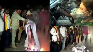 சசிகலாவை வாழ்த்தி தமிழில் பேனர்.. கன்னட அமைப்பினர் ஆவேசம்.. அடித்து நொறுக்கி தீயிட்டு கொளுத்தினர் 