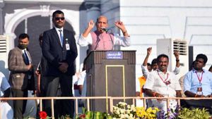 என் உடம்பில் உயிர் இருக்கும் வரை தேசத்தின் ஒரு இஞ்ச் நிலத்தைகூட விட்டுதரமாட்டேன்: ராஜ்நாத்சிங் 