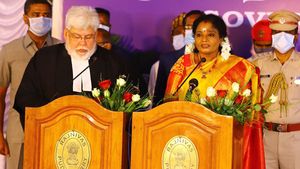 புதுச்சேரி மக்களுக்கு துணை புரியும் சகோதரியாக இருப்பேன் - தமிழிசை சவுந்தரராஜன் 