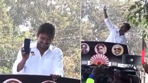 பாஸ்வேர்டு எங்க? ஃபோட்டோகிராஃபர் ஆக்கிட்டீங்களே.. சிரிப்பலையில் மூழ்கிய உதயநிதி பிரச்சாரம்