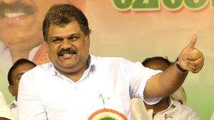  களமிறங்க தயாராகும் 'வலதுகரம்'.. பட்டுக்கோட்டையில் விட்டதை பிடிக்கும் முடிவில் தமாகா
