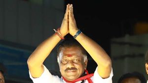 பிரச்சாரத்திற்கு குறுக்கே வந்து விழுந்த அந்த கேள்வி.. 