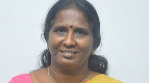 திருப்பரங்குன்றத்தில் பொன்னுத்தாய்.. செல்லப்பா.. டேவிட் அண்ணாதுரைக்கு காத்திருக்கும் பெரும் சவால் 