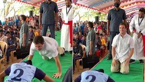 கொஞ்சம் கூட யோசிக்கல.. பள்ளி மாணவியுடன் 