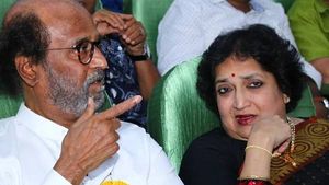 ரூ. 6.84 கோடி கடன் விவகாரம்.. ரஜினிகாந்த மனைவி லதா மீது பெங்களூரு நீதிமன்றத்தில் குற்றப்பத்திரிகை 