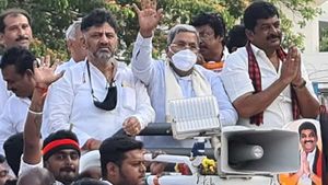 தமிழகம் வளர்ச்சியடைய கருணாநிதி ஆட்சி காரணம்.. ஓசூரில் பிரச்சாரம் செய்த சித்தராமையா பேச்சு