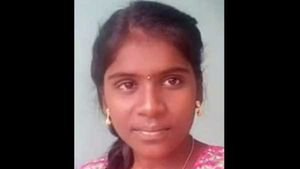 காலேஜ் ஹாஸ்டலில் மூக்கில் நுரை தள்ளியபடி இறந்து கிடந்த உமா.. திருச்சியில் பதற்றம் 