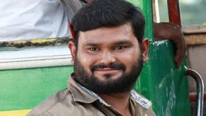 நாமக்கல் நடிகர் குமாரராஜன் தற்கொலை செய்து கொள்ளவில்லை.. குடும்பத்தினர் தகவல்! 