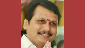 இறந்தவர்களின் உடல்களை எரியூட்டும் மொத்த செலவையும் ஏற்ற செந்தில்பாலாஜி.. கரூரில்..! 