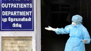 8 மாதத்துக்கு முன் மரணமடைந்தவருக்கு கொரோனா ரிசல்ட்.. இறந்தவருக்கே ஷாக் கொடுத்த அரசு மருத்துவமனை! 