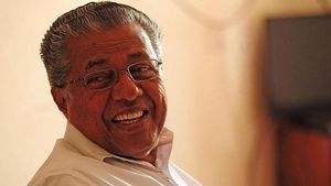 40 ஆண்டுகளில் முதல்முறை.. எல்லா எக்ஸிட் போல்களும் சொல்வது ஒன்றுதான்.. கேரளாவில் மீண்டும் இடதுசாரிகளே
