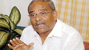'நீங்க செத்துவிடுவது மேல்.. எனக்கு பெரிய மனசு இல்ல'.. அரிசி கேட்ட விவசாயிக்கு..ஷாக் கொடுத்த அமைச்சர்