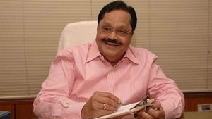புதுச்சேரி -கொல்லைப்புற வழியாக ஆட்சியைக் கைப்பற்ற முயற்சிப்பதா..? பாஜகவுக்கு துரைமுருகன் கண்டனம்..! 