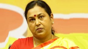 நாங்கள் நினைத்தால் பெரும்படை திரட்டி கர்நாடகாவுக்குள் நுழைய முடியும்: பிரேமலதா எச்சரிக்கை 