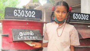 தடுப்பூசி போடும்படி.. அஞ்சல் அட்டை மூலம் பெற்றோர்களுக்கு விழிப்புணர்வு.. அசத்தும் பள்ளி மாணவர்கள் 