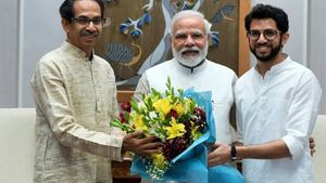 ''எங்கள் உறவு முறிந்து விட்டதாக யார் சொன்னது?''.. பிரதமர் மோடியை சந்தித்தபின் உத்தவ் தாக்கரே பேட்டி!