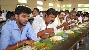 கோடிகளில் வசூலித்து கொடுத்த ஆடி மொய் விருந்து... கொரோனா காலத்தில் நடத்த மாவட்ட ஆட்சியர் தடை 