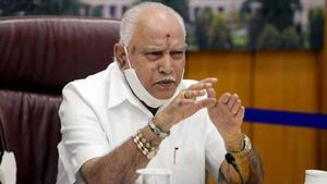 எடியூரப்பாவிற்கு நான்கு முறை ஆட்டம் காட்டிய முதல்வர் நாற்காலி - சகட யோகம் கொடுத்த சங்கடம் 