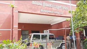 திண்டுக்கல் ஷாக்.. மாமனாரை நடுரோட்டில் அடித்துக் கொன்ற மருமகள்.. உதவிய மகன்.. கொடுமை! 