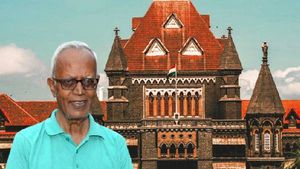 பாதிரியார் ஸ்டான் சுவாமிக்கு புகழாரம்- என்.ஐ.ஏ. ஆட்சேபனையால் வாபஸ் பெற்றார் மும்பை நீதிபதி ஷிண்டே 