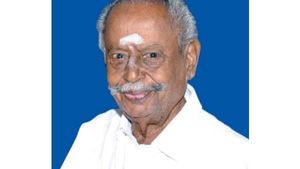 உடல்நலக்குறைவு.. முன்னாள் அமைச்சர் பூண்டி கி.அய்யாறு வாண்டையார் காலமானார்.. பூண்டியில் இறுதிச்சடங்கு