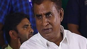 வேலுமணி ஆடிட்டர் எங்கே?.. வீட்டிற்கே சென்ற அதிகாரிகள்.. முக்கிய ஆவணங்கள் பறிமுதல்.. விசாரணை! 