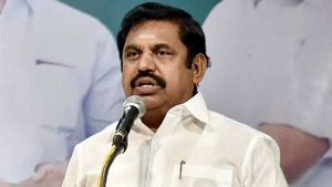 திமுகவில் சேர்ந்து அமைச்சரான 8 பேர்..  எடப்பாடி சொன்ன காரணம்.. நயினார் கொடுத்த பதில்.. நெல்லை கலகல 