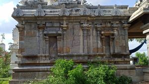  திருவண்ணாமலையில் 1200 ஆண்டுகால அறிய சிற்பங்கள் - அரசு பாதுகாக்க மரபுசார் அமைப்பினர் கோரிக்கை 