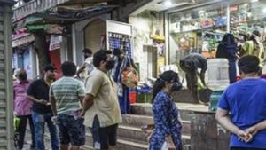 5 மணி வரை தான் கடை..  கோவையில்  அமலுக்கு வந்த கூடுதல் கட்டுப்பாடுகள்.. ஆட்சியர் முக்கிய அறிவிப்பு 
