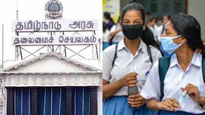மாணவர்கள் பள்ளிக்கு வருவது கட்டாயம் கிடையாது, ஆன்லைனிலும் வகுப்புகள் உண்டு: தமிழக அரசு தகவல் 