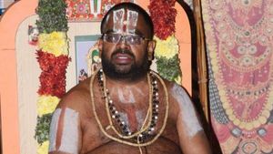 அனைத்து சாதியினரும் அர்ச்சகராகலாம் திட்டத்துக்கு ஸ்ரீவில்லிபுத்தூர் ஜீயர் எதிர்ப்பு 