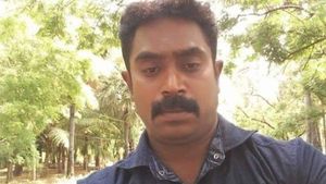  21 இடங்களில் வெட்டப்பட்ட போலீஸ்காரரின் மனைவி..  கணவர் தற்கொலை செய்த ஓராண்டு நினைவு நாளில் ஷாக் 