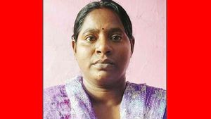உடலெங்கும்  சூடு.. சித்தியின் அட்ராசிட்டி.. அலறி துடித்த பிஞ்சுகள்..  குடியாத்தத்தில் இன்னொரு துளசி