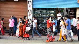  கோவையில் அதிகரிக்கும் கொரோனா.. ஞாயிற்றுக்கிழமைகளில் கூடுதல் கட்டுப்பாடுகள்.. முழு விவரம்! 